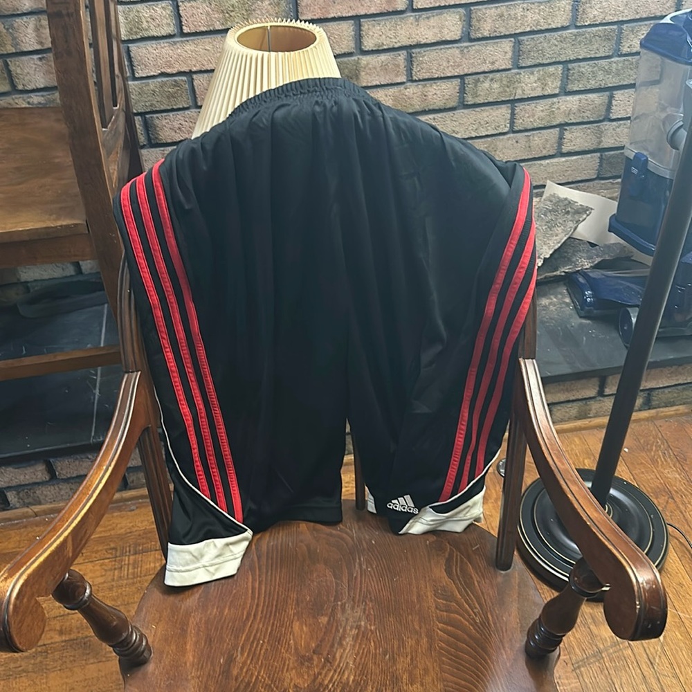 Adidas basketball shorts with pockets
